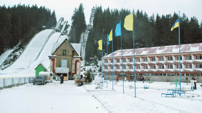 Ворохта - популярний лижний курорт у Карпатах