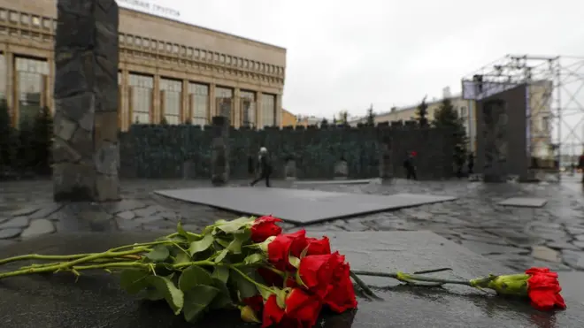 Фрагмент памятника