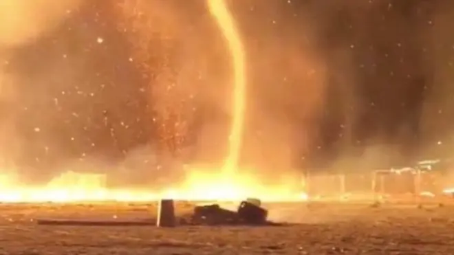 بالفيديو: "اعصار ناري" يجتاح منتجعا هولنديا