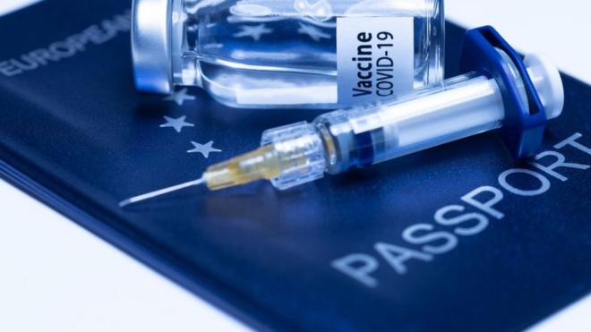 Паспорти щеплень збільшують страх перед вакцинацією - ЗМІ