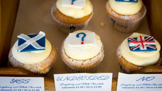 ขนมเค้กรูปการลงประชามติ