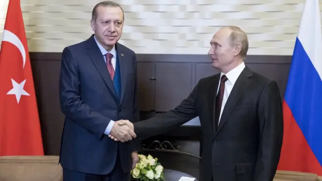 Cumhurbaşkanı Erdoğan, Rusya Devlet Başkanı Putin ile Soçi'deki Devlet Rezidansı'nda bir araya geldi.