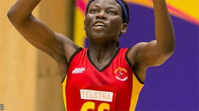 L'Ougandaise Peace Proscovia, une spécialiste du netball, un sport féminin proche du basketball, va prendre part aux Jeux du Commonwealth.