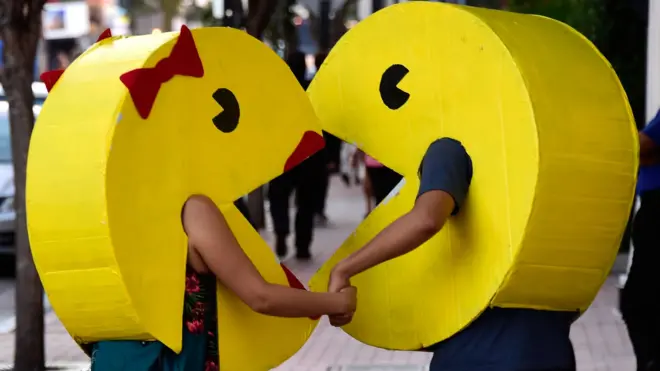 Ms Pac-Man fue la primera protagonista femenina de la historia de los videojuegos.