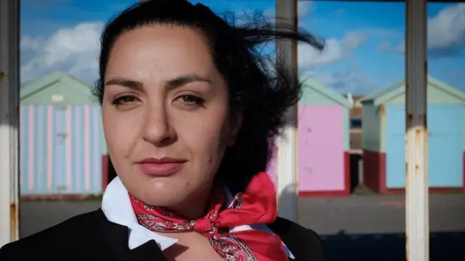 తన అనుభవాల నుంచే ఈ స్కూలు పుట్టిందని ఏంజెలా అన్నారు.