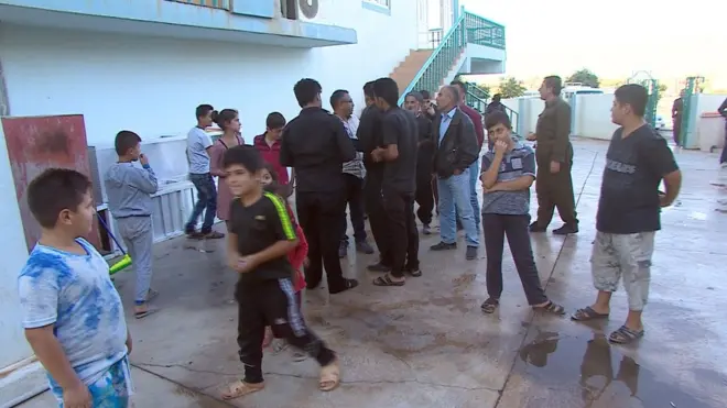 نازحون من كركوك احتموا باحد المساجد في قضاء جلجمال