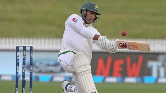 پاکستان سمیع اسلم کو ون ڈاؤن پر بیٹنگ کرانے کا فیصلہ کیا ہے