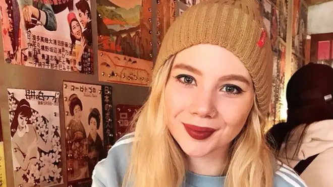 A Katy Johnston le indujeron la menopausia a los 22 años para aliviar los síntomas de la endometriosis.