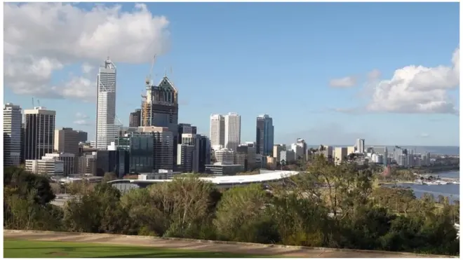 澳大利亚西部城市珀斯：17小时直达伦敦