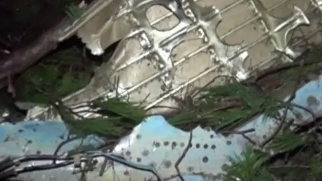 جنوبی ترکی میں شام کے گرے ہوئے جنگی طیارے کا ملبہ