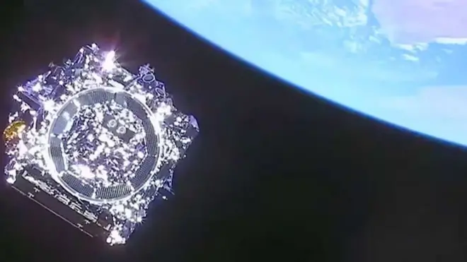 韋伯脫離後從阿麗亞娜火箭頂部拍攝的圖片