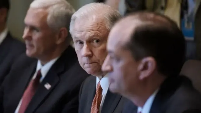 Пан Сешнс був одним з найближчих прибічників пана Трампа у Конгресі