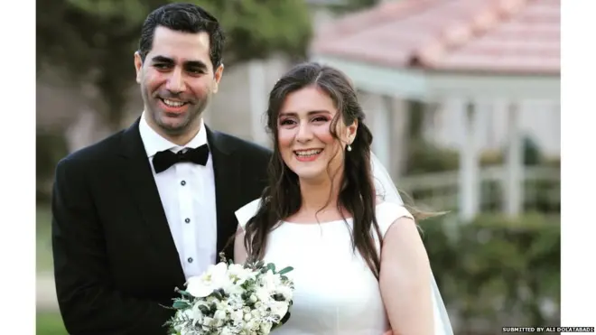 سيافاش غفوري عازر عائدا مع زوجته الجديدة سارة ماماني