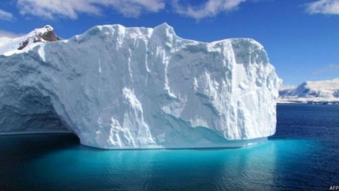 在最近幾十年當中，南極十多個主要的冰架已經陸續消失，南極顯著退縮