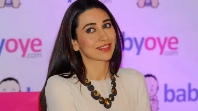 کرشمہ کپور نے 2026 میں طلاق لے لی تھی اور انکے دو بچے ہیں