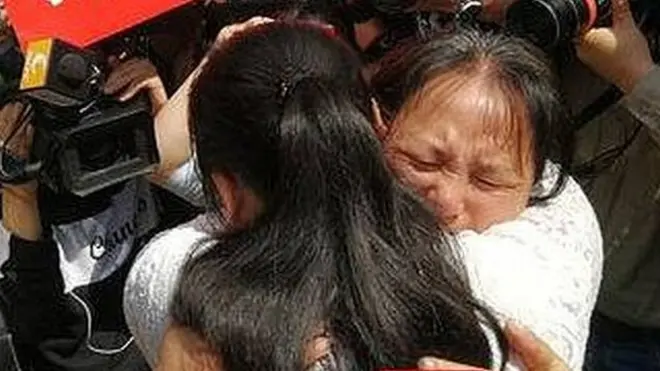 Kang Ying y su madre Liu Dengying