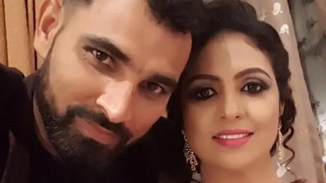 భార్య హసీన్ జహాన్‌తో షమీ