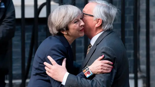 英国政府表示，双方的会谈“很有建设性”，但德国媒体披露双方在晚宴上争锋相对。