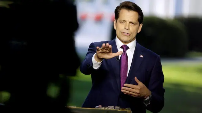 Scaramucci sesumbar bahwa atasannya langsung adalah presiden bukan kepala staf.