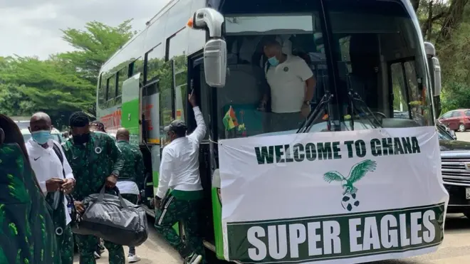 Ghana vs Nigeria play off: Super Eagles squad arrive Kumasi to clash Black Stars - Fotos