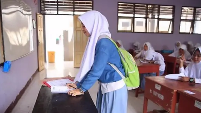 بې موره کلی