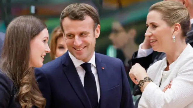 макрон, марін