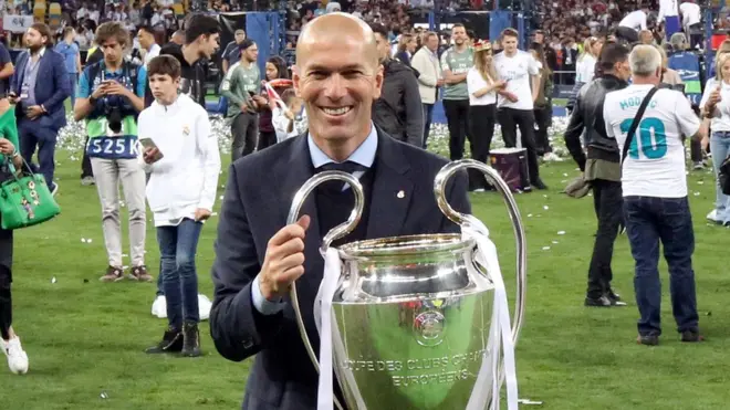 Hanya dalam kurun 2,5 tahun Zidane tiga kali meraih tiga trofi Liga Champions, tidak ada pelatih lain yang mencatat prestasi ini.