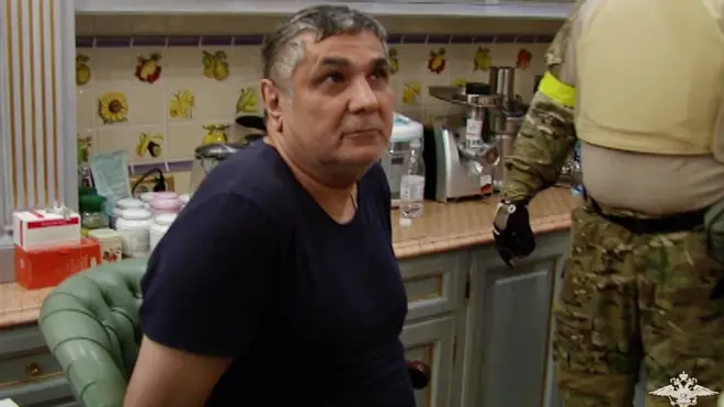 На распространенных МВД кадрах предположительно запечатлен Захарий Калашов, которого называют лидером российского преступного мира