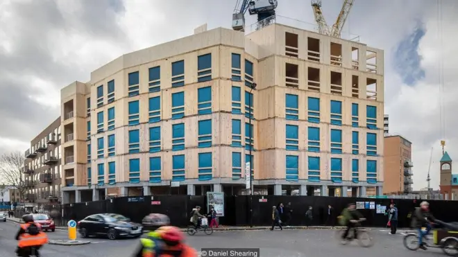 सीएलटी, लकड़ी की इमारतें