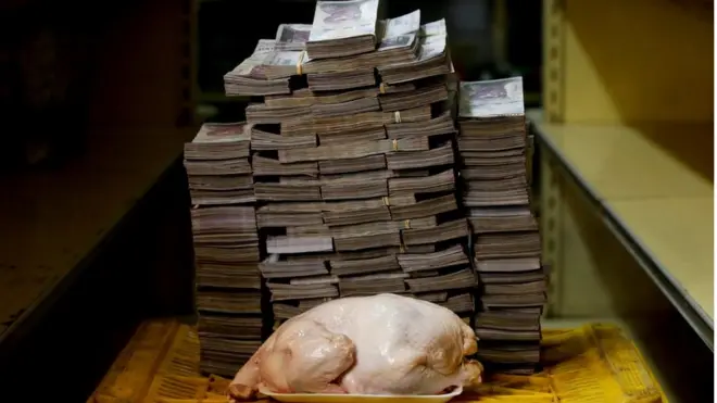 Venecuela se suočava sa velikom ekonomskom krizom i hiperinflacijom, koja će dostići milion procenata ove godine