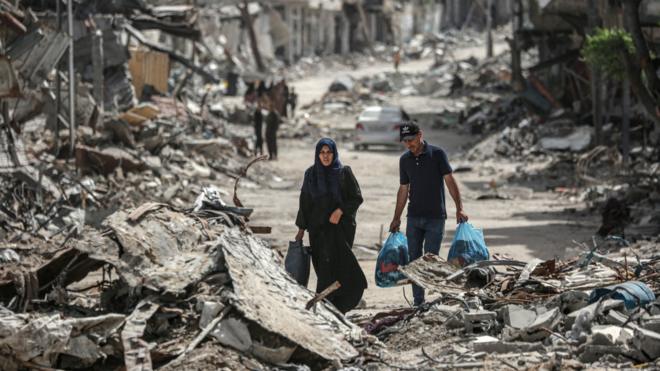 تسببت الغارات الإسرائيلية في دمار هائل وأزمة إنسانية كبيرة في قطاع غزة