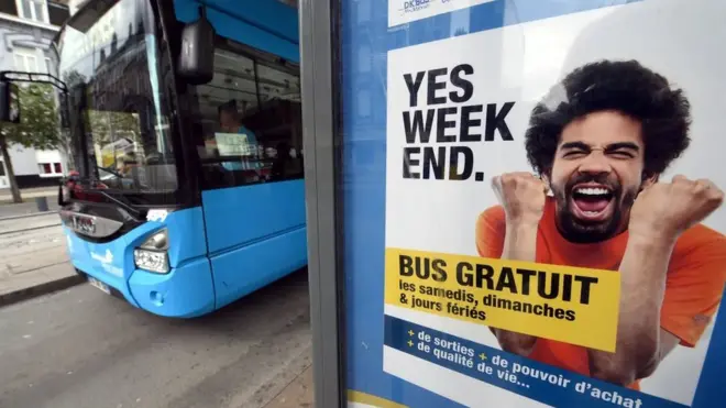 Poster bus umum gratis di Prancis