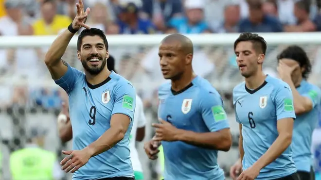 Gol Luis Suarez mengantarkan timnas Uruguay ke babak 16 besar Piala Dunia 2018.