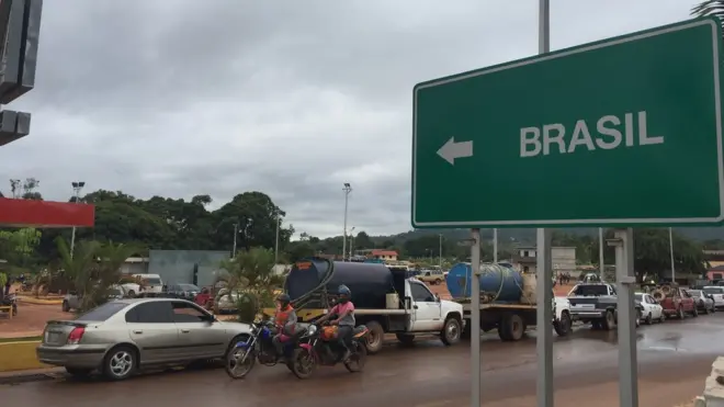 Em Santa Elenaslots grátisUairén, longas filas começam a se formar na noite anterior.