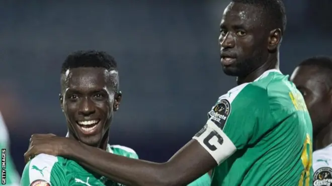 እንግሊዛዊት ክሪስታል ፓላስ ዝጻወት ሸይኩ ኮታየን የማን