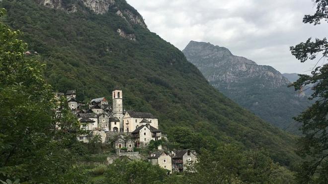 Vistabet77 bonus cadastroCorippo à distância, com casasbet77 bonus cadastropedras encravadasbet77 bonus cadastromontanha