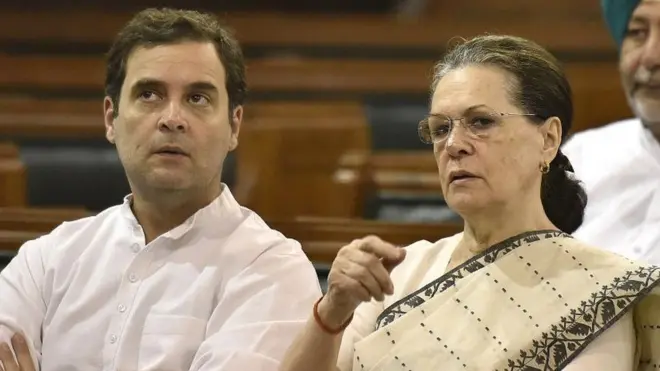राहुल गांधी, सोनिया गांधी