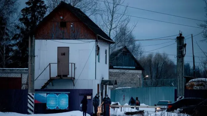 ФСИН подтвердила, что Навального доставили в колонию номер 2 в Покрове