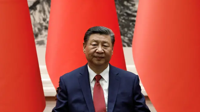 北京人民大會堂內習近平坐在中國與巴林國旗前(31/5/2024)