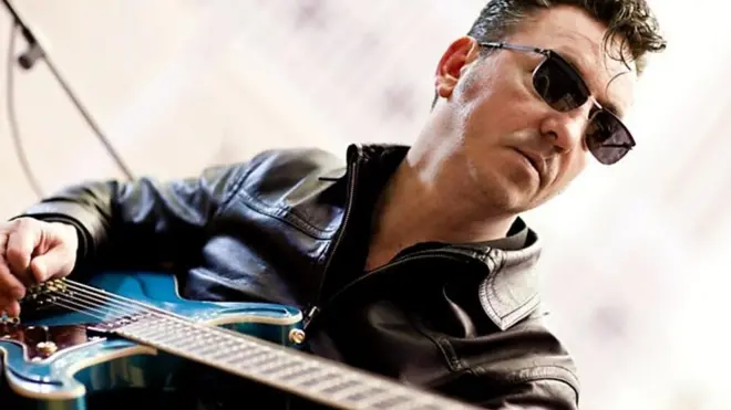 نگاهی به جدول پرفروش‌ترین تک آهنگ‌ها و آلبوم‌های موسیقی پاپ و راک بریتانیا