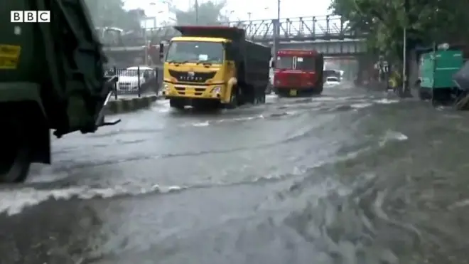 मुंबई बारिश