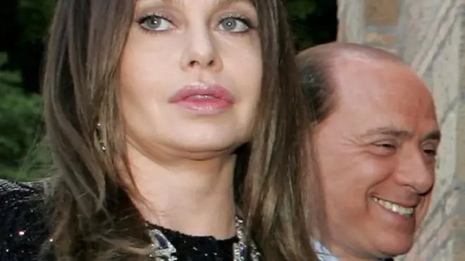 Берлусконі з колишньою дружиною