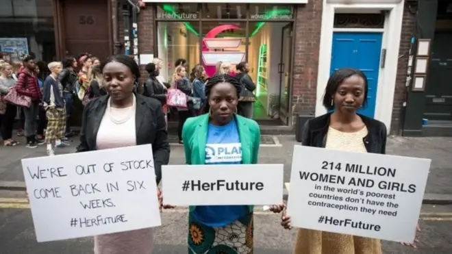 Mudaaaharaadeyaal London jooga ayaa soo bandhigay waxyaabaha haysta dumarka aan haysanin dawooyinka dhalmada xakameeya