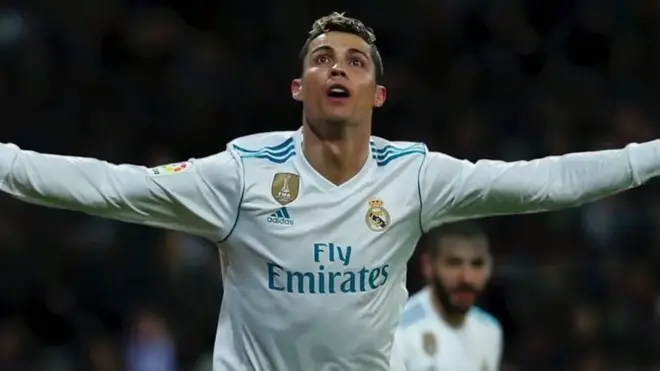 فٹبال کے دیوانے