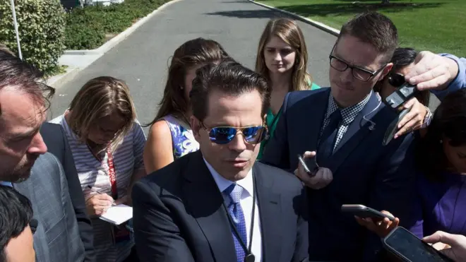 Scaramucci adalah sosok kontroversial yang dalam sepekan jabatannya sudah mengakibatkan tergusurnya dua pejabat penting Gedung Putih.