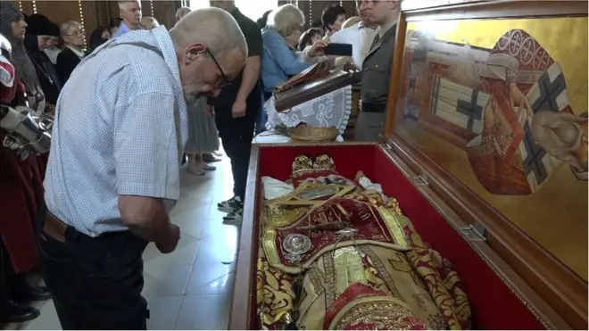 Vernici se poklanjaju moštima