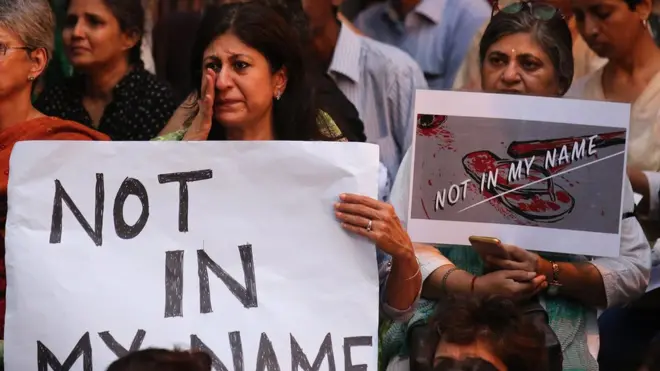 لیکن کچھ لوگوں کایہ الزام تھا کہ جو ہو رہا ہے وہ حکومت اور آر ایس ایس کی پالیسیوں کا ہی نتیجہ ہے