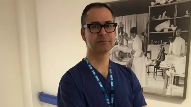 Joseph Alsousou mengemudi tiga jam untuk kembali ke rumah keluarganya di Merseyside, dan sepanjang perjalanan ia "hampir menangis".