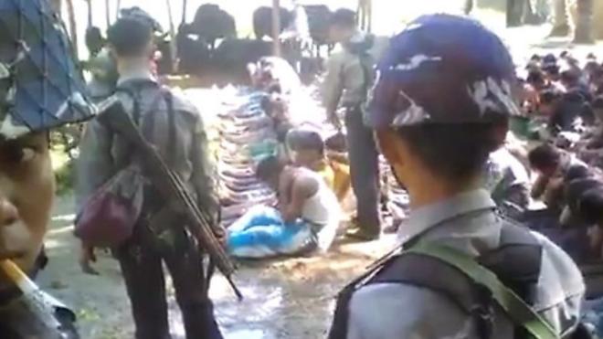 ميانمار تحقق بانتهاكات الشرطة بحق مسلمي الروهينغا