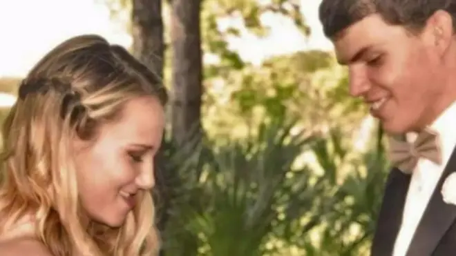 희귀암 말기환자가 고등학교 첫사랑과 결혼했다